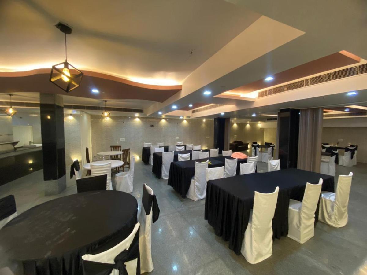 Airport Hotel Vishal Residency Neu-Delhi Exterior foto
