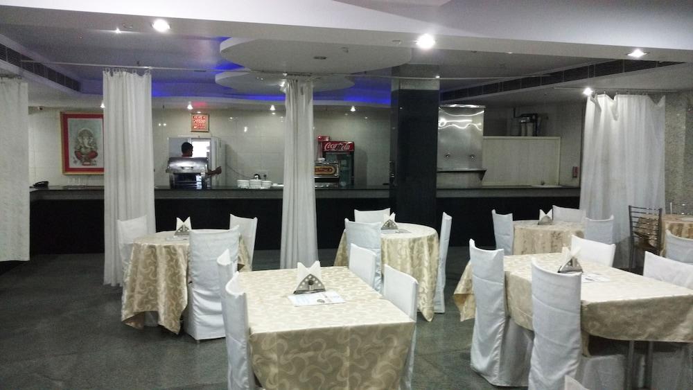 Airport Hotel Vishal Residency Neu-Delhi Exterior foto