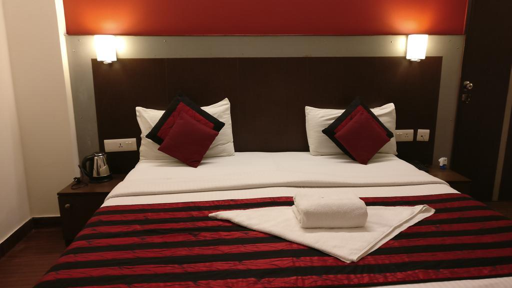 Airport Hotel Vishal Residency Neu-Delhi Exterior foto